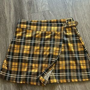 Plaid American Eagle skirt size S